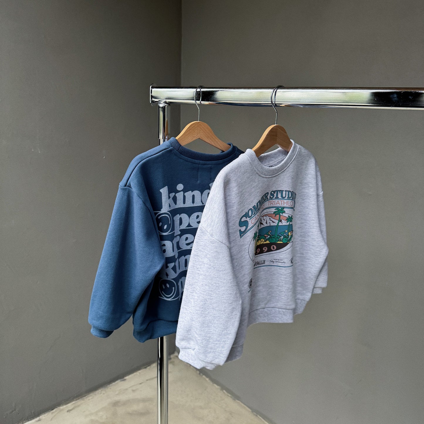 Kind People Sweatshirt Navy/White