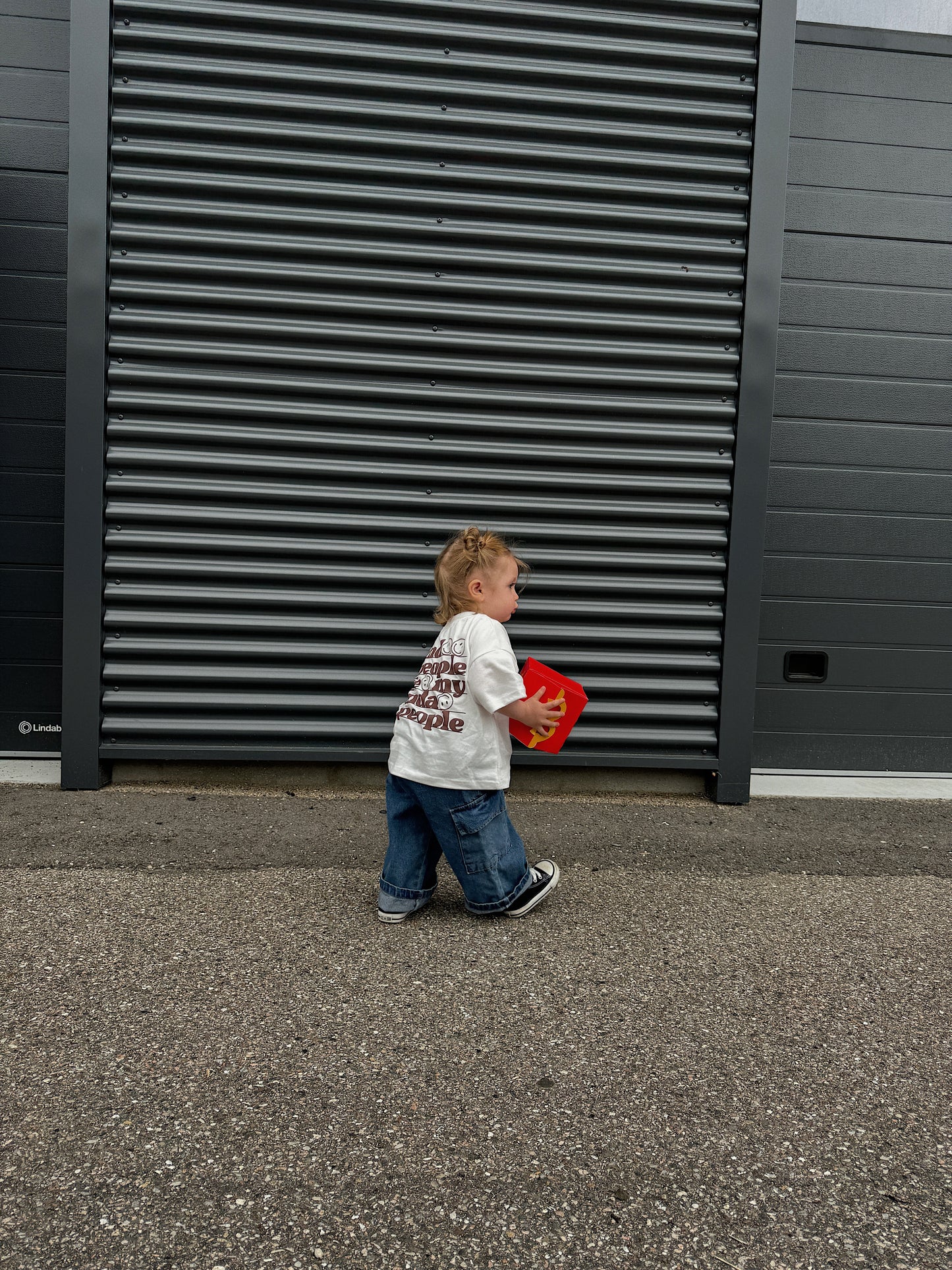 Kind People Tee Brown