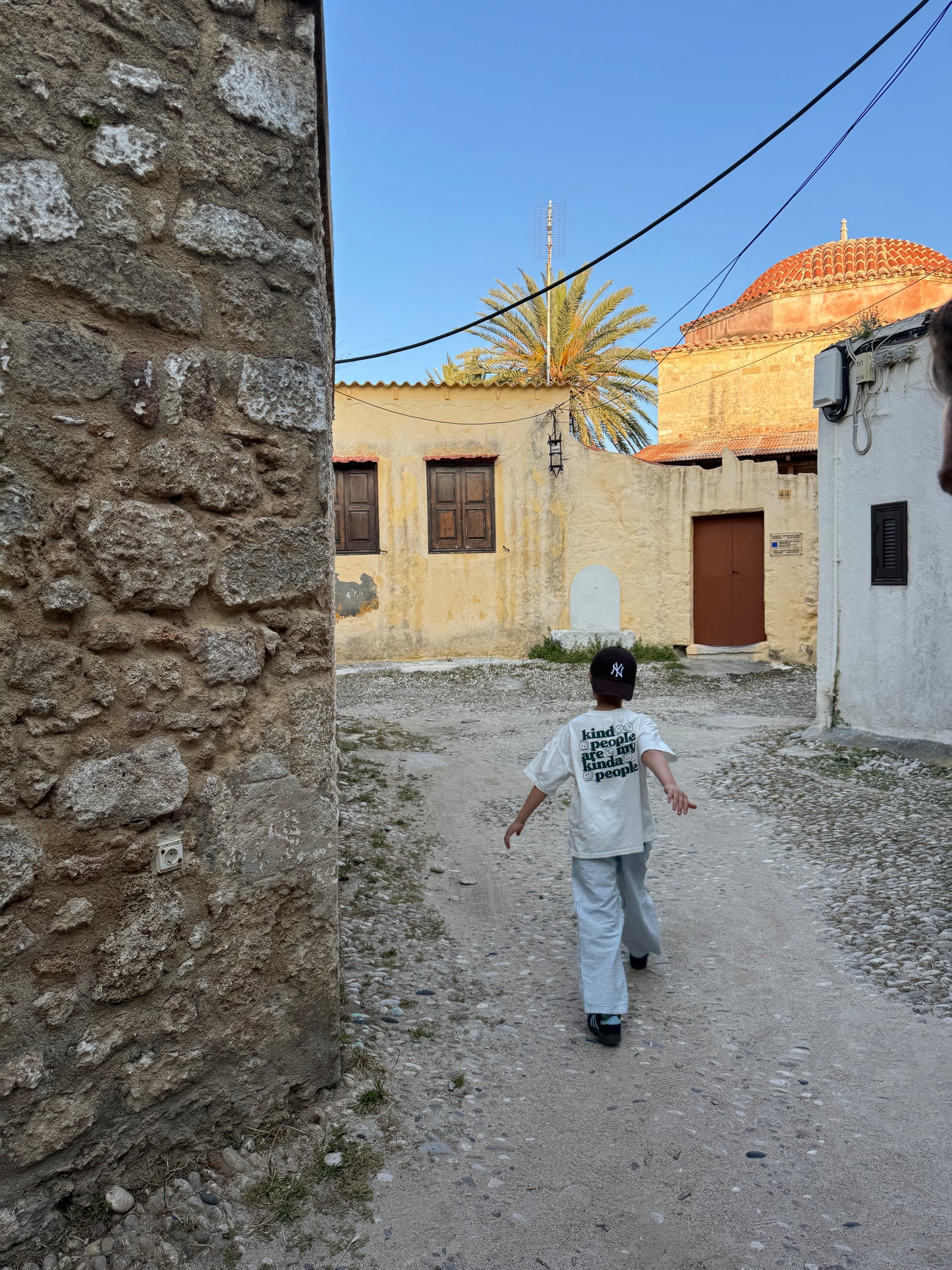 Kind People Tee Green