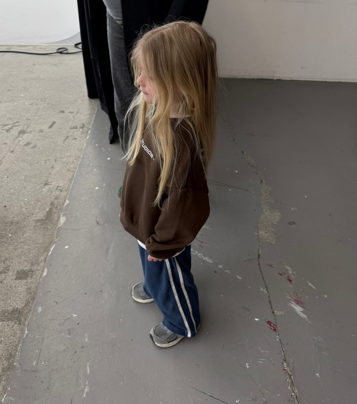 Kind People Sweatshirt Brown